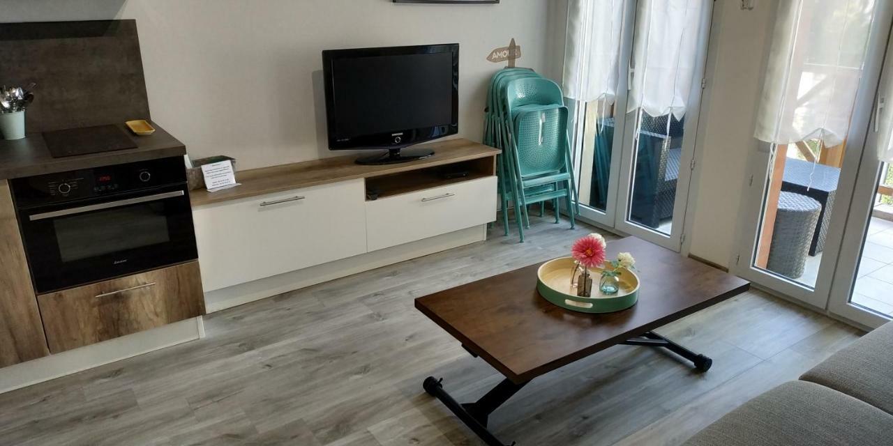 Au Cœur De Port - T2 30 M² - à Pied Appartement Fréjus