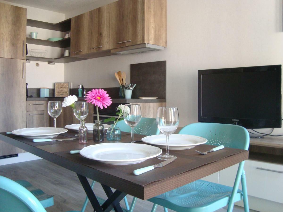 Appartement Au Cœur De Port - T2 30 M² - à Pied *
