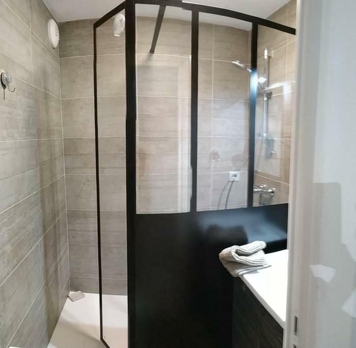 Au Cœur De Port - T2 30 M² - à Pied