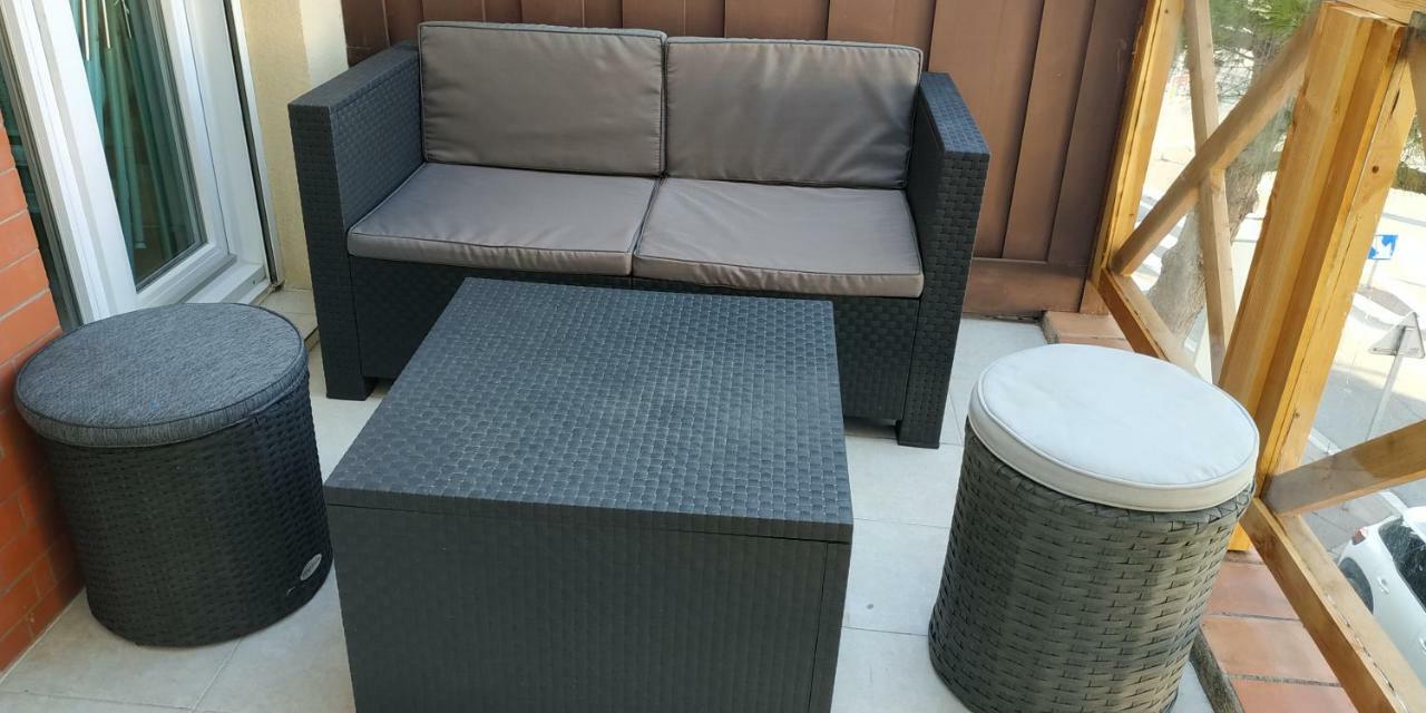 Appartement Au Cœur De Port - T2 30 M² - à Pied *